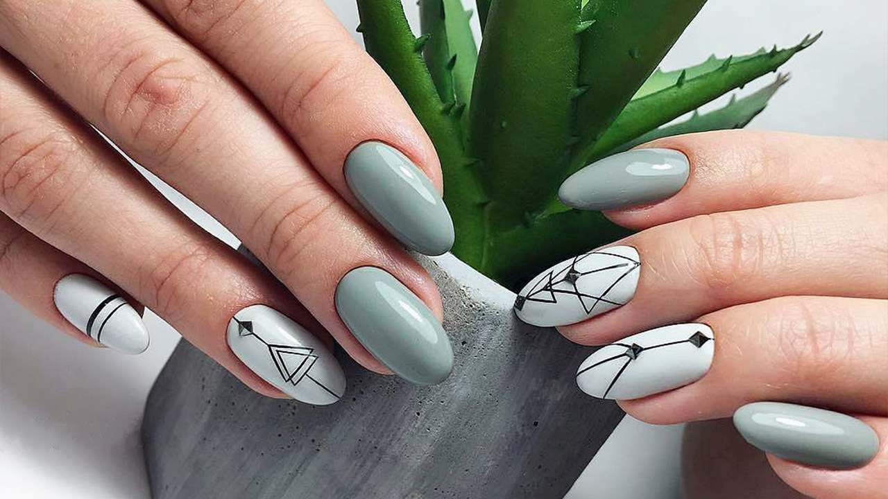 5. Layered Acrylic Nail Art for Beginners - wide 7